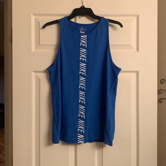 Nike Tank - Picture 1 of 3